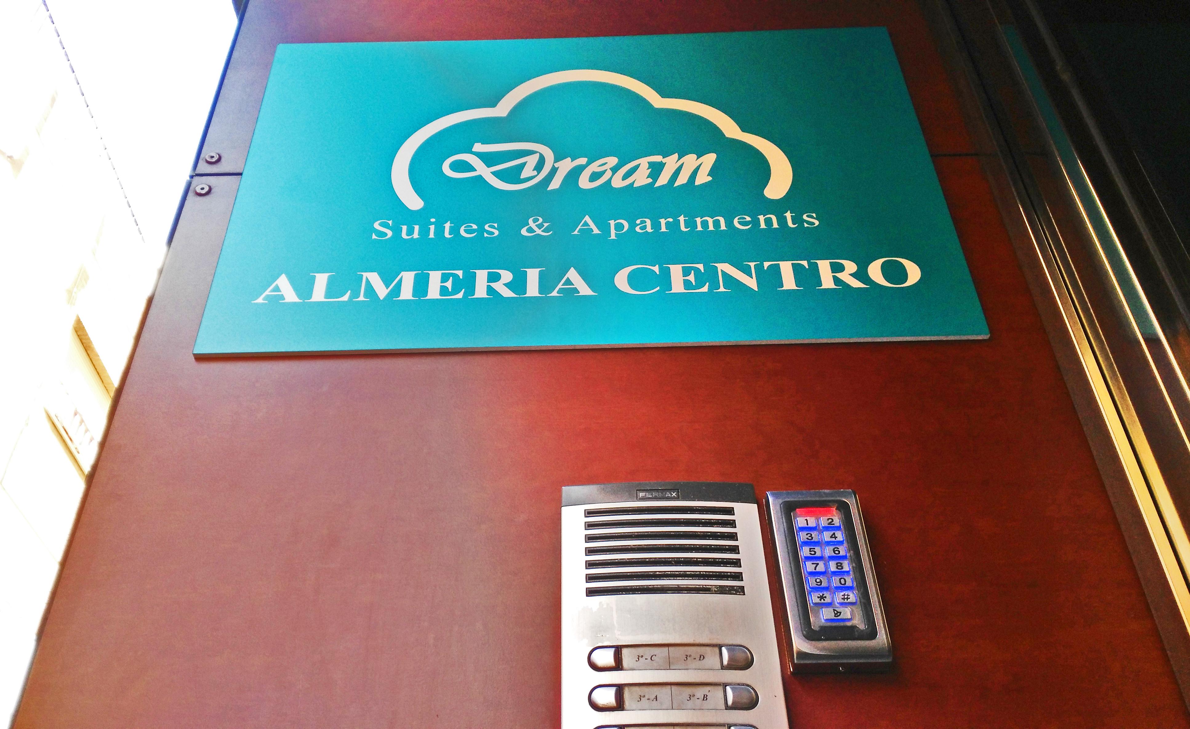 Dream Suites And Apartments Almeria Centro Exterior foto